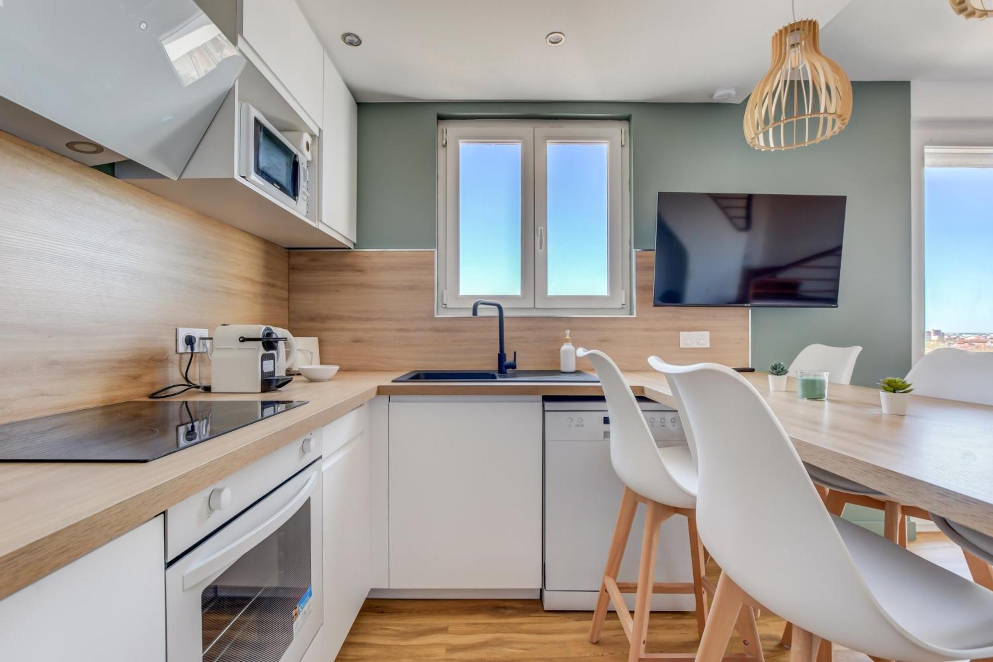 טולוז Sunset Duplex - Grand-Rond, Jardin Des Plantes, Centre-Ville, 2 Bdrs 60M2, Ac, Free Public Car Park 200M Away, Netflix - T3 60M2 Avec Clim, Parking Public Gratuit A 200M מראה חיצוני תמונה