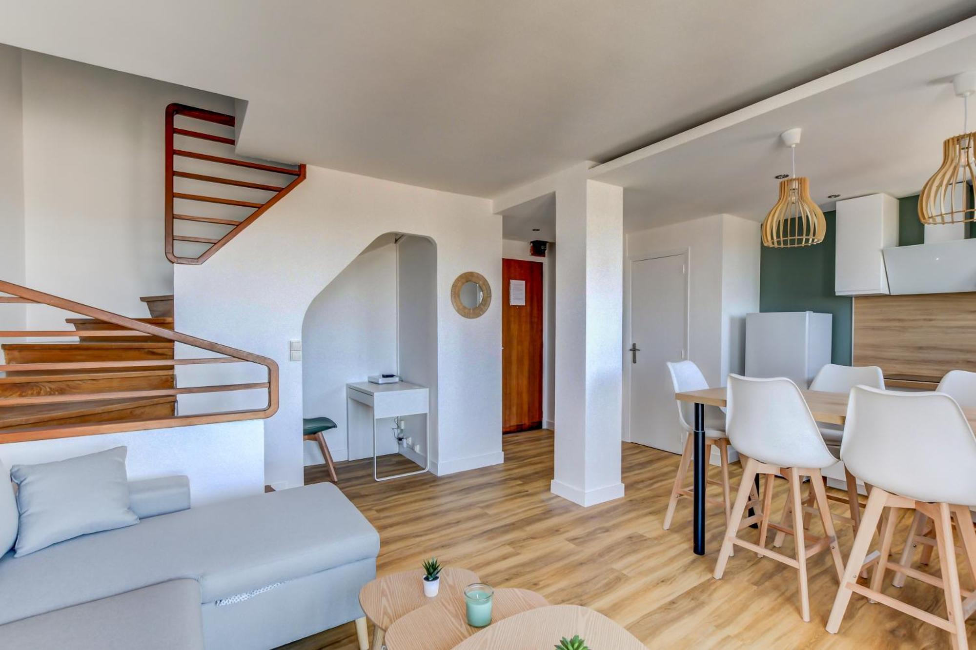 טולוז Sunset Duplex - Grand-Rond, Jardin Des Plantes, Centre-Ville, 2 Bdrs 60M2, Ac, Free Public Car Park 200M Away, Netflix - T3 60M2 Avec Clim, Parking Public Gratuit A 200M מראה חיצוני תמונה