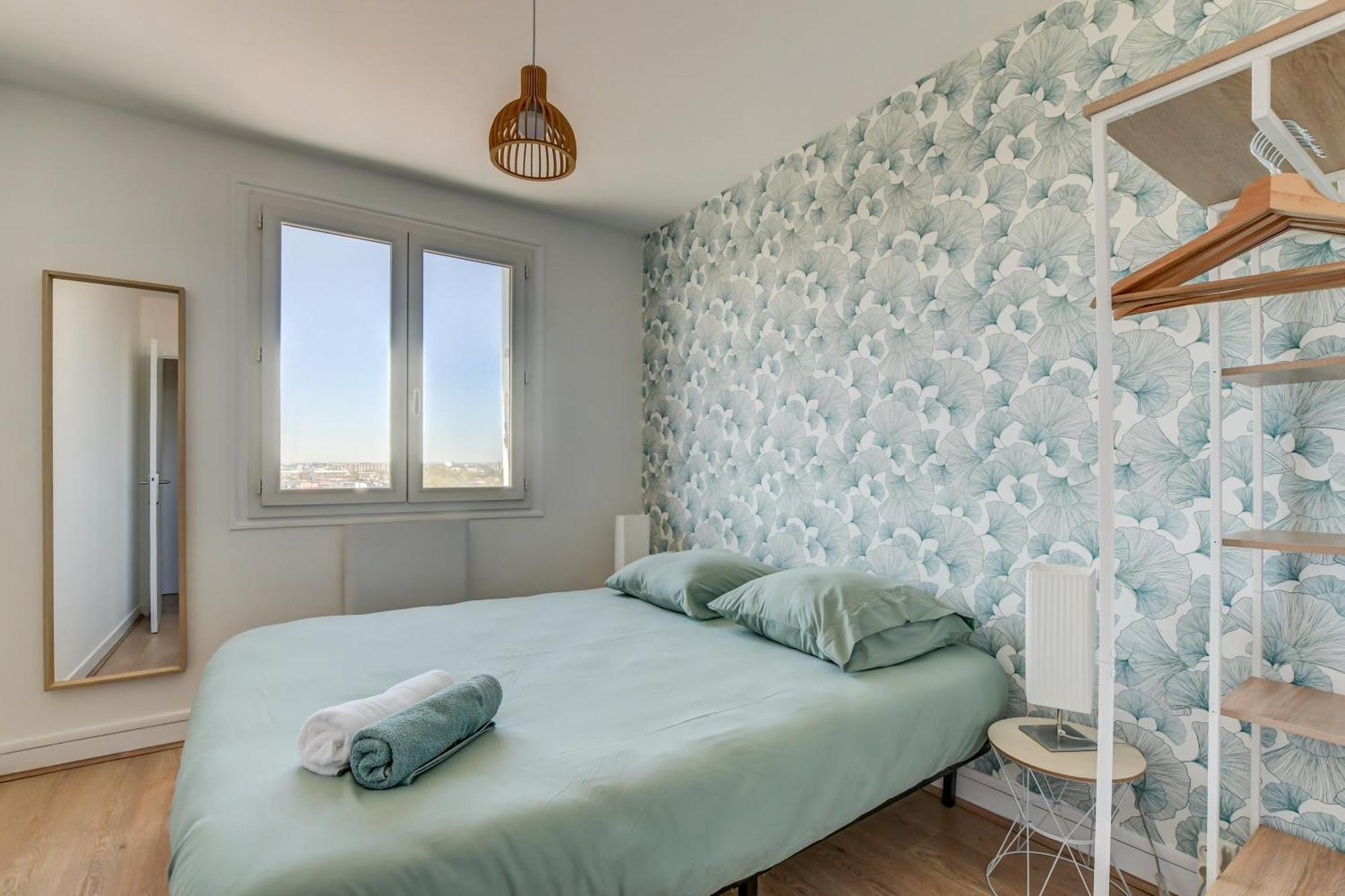 טולוז Sunset Duplex - Grand-Rond, Jardin Des Plantes, Centre-Ville, 2 Bdrs 60M2, Ac, Free Public Car Park 200M Away, Netflix - T3 60M2 Avec Clim, Parking Public Gratuit A 200M מראה חיצוני תמונה